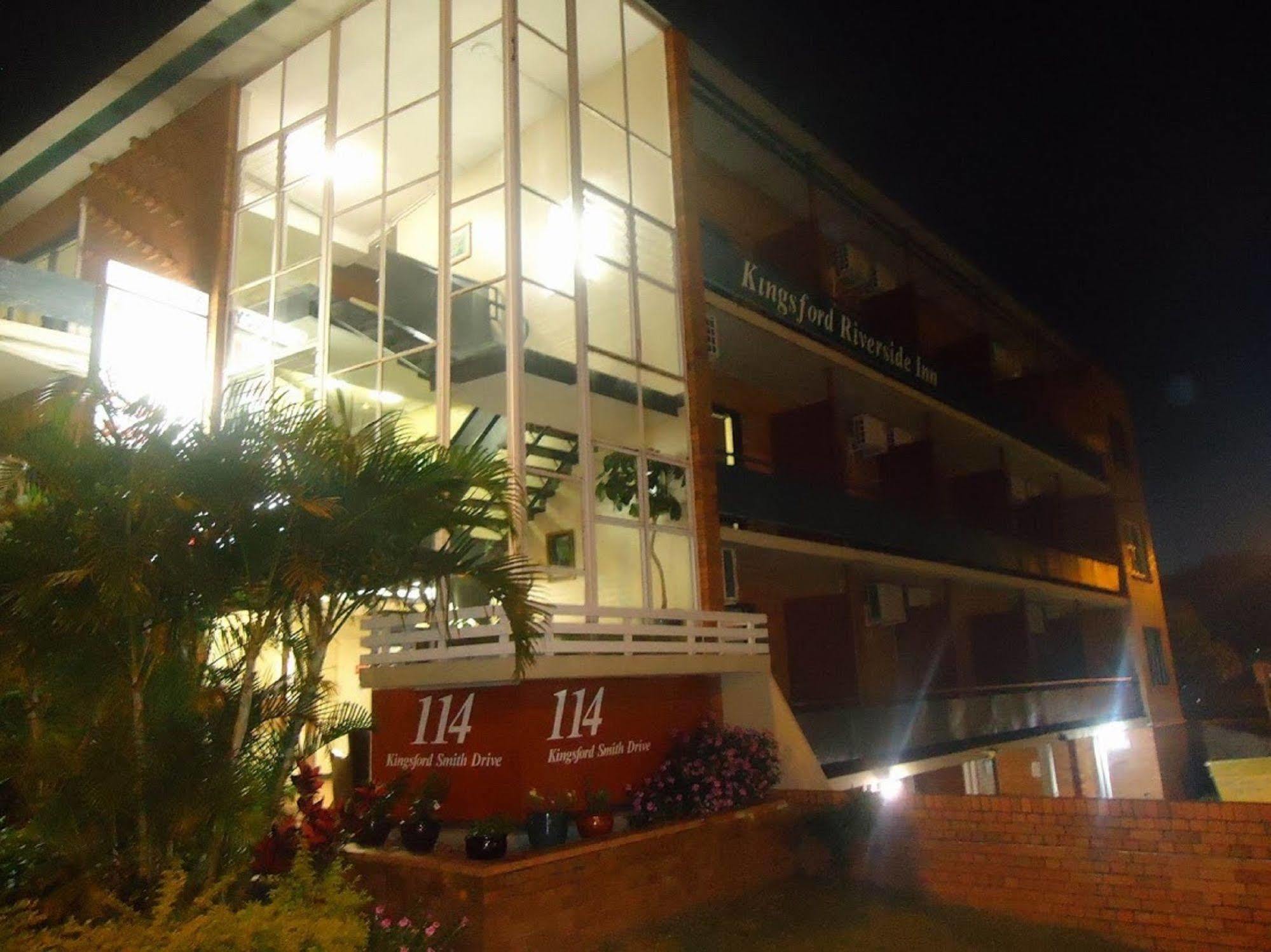 Kingsford Riverside Inn Brisbane Exterior photo